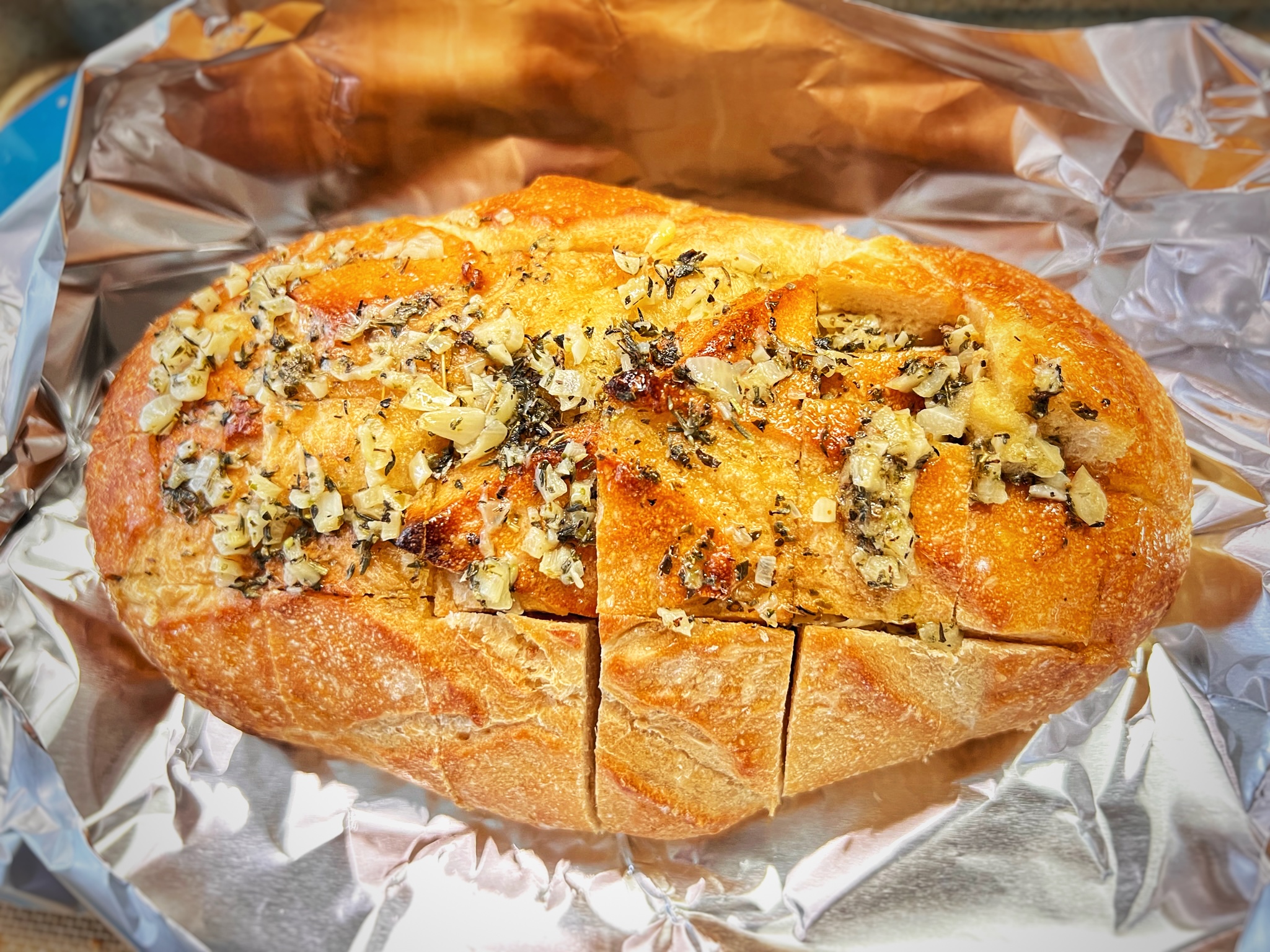 Vegan Roasted Garlic Bread for vegan spinach artichoke dip