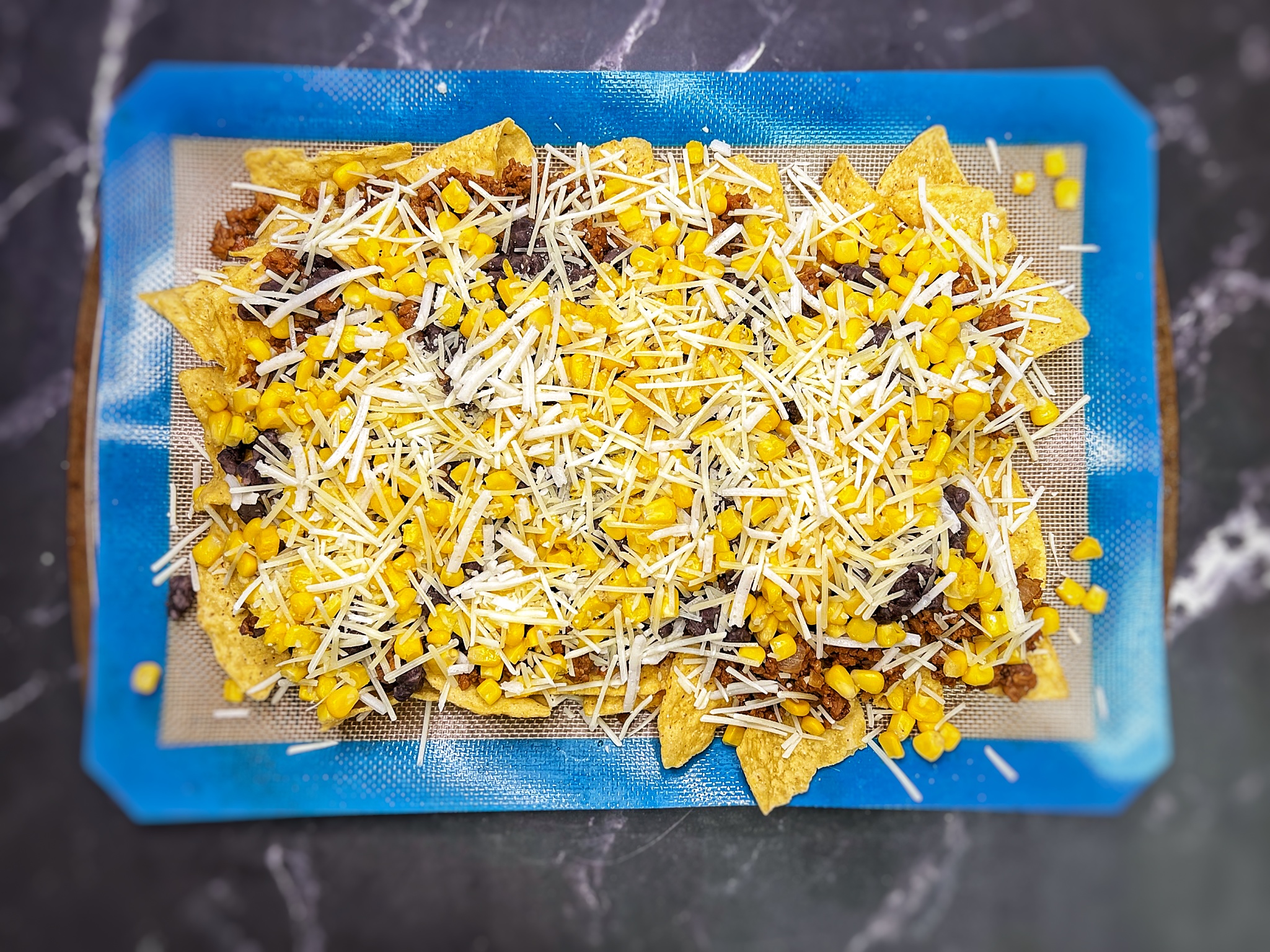 Vegan nachos before oven 